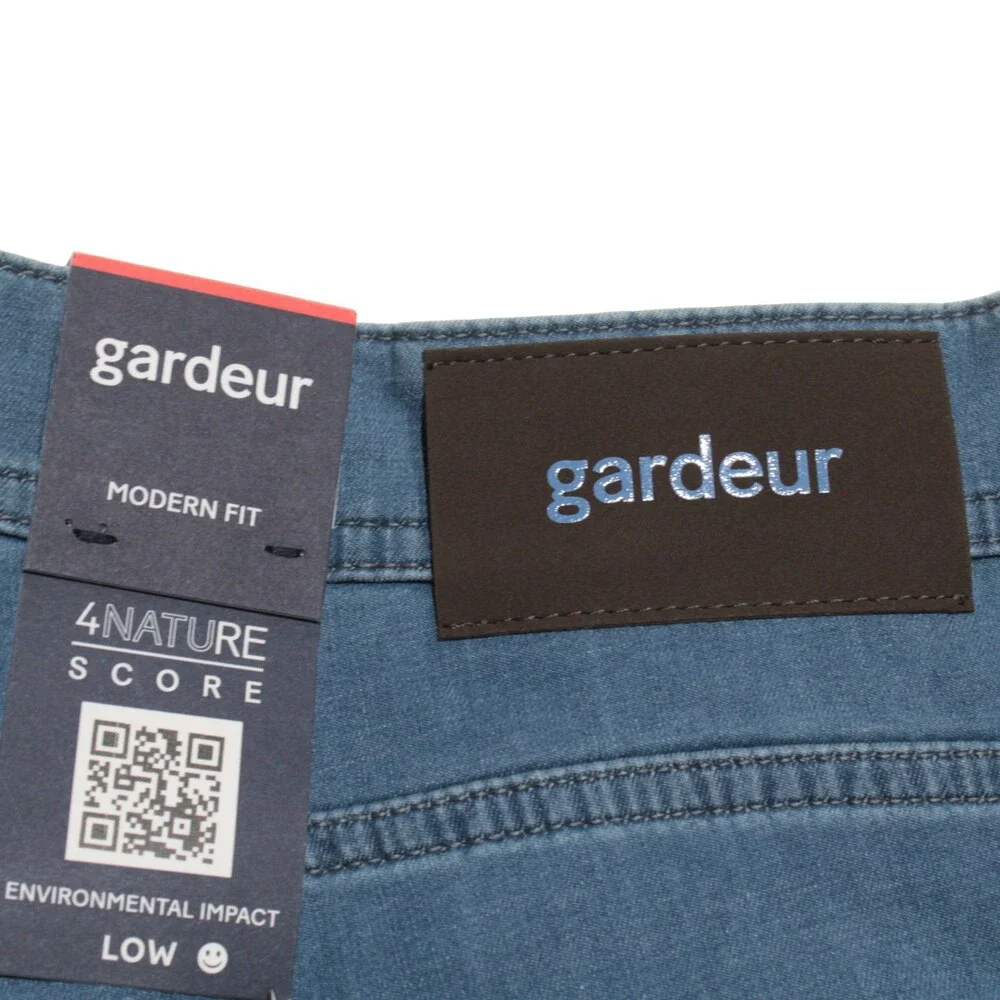 Gardeur NWT Denim Jeans Size 42 US Modern Fit Bradley in Blue Cotton Blend